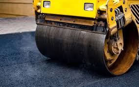 Best Asphalt Driveway Installation  in Shadyside, OH